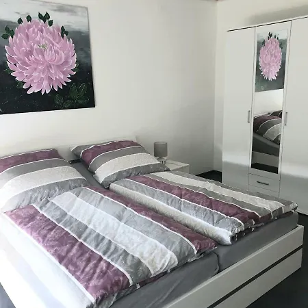 شقة Ferienwohnung Moni زيلب